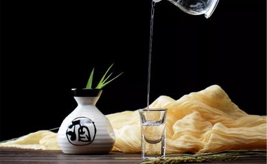 冬至飲酒 暖身寄情，蘊(yùn)藏古老時(shí)節(jié)的醇厚寓意
